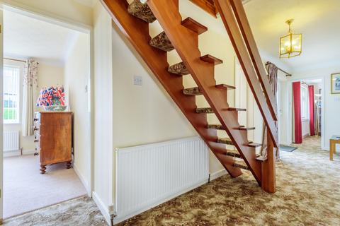 12 Abbey Drive, Natland, Kendal, LA9 7QN