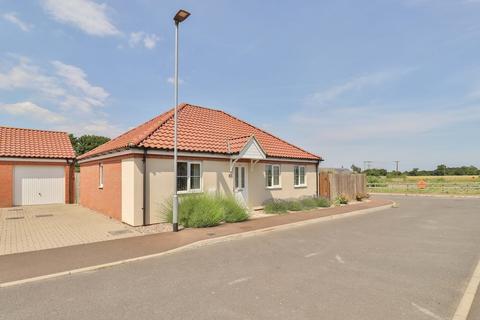 51 Harvest Way, Harleston, IP20 9GE