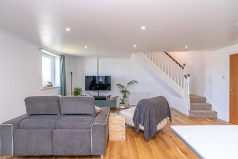 26/17 Springfield Street, Edinburgh, EH6 5DE