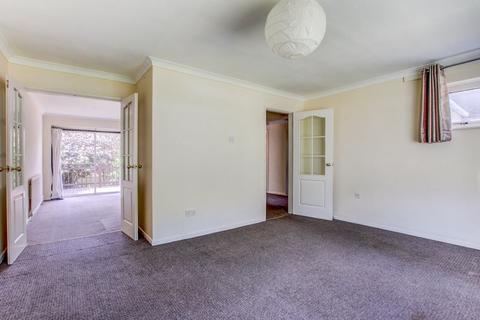 8 Grafton Close, Redditch, B98 7TR