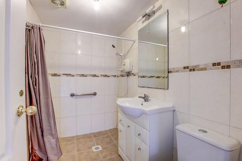 8 Grafton Close, Redditch, B98 7TR