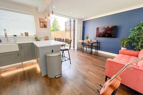 9 Mayfield Road, Streetly, Sutton Coldfield, B74 3PX