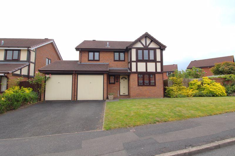 Alnwick Road, Turnberry Estate, Bloxwich, WS3 3XD 4 bed detached house