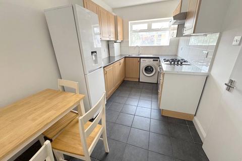 1 bedroom apartment to rent, Watford Way, London, NW7