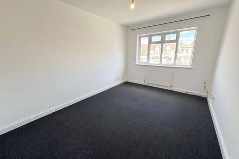 1 bedroom apartment to rent, Watford Way, London, NW7