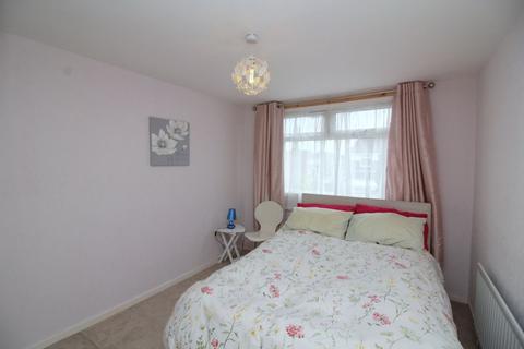 28 Baytree Close, Southport, PR9 8RE