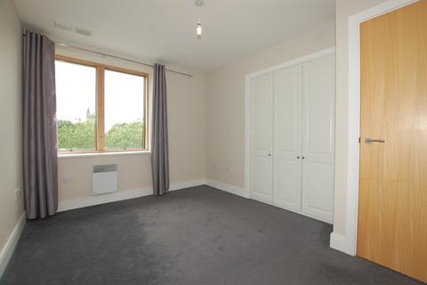 2 bedroom flat to rent - Albemarle Road, Beckenham, BR3