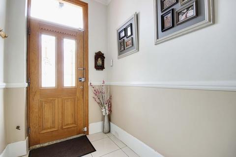5 bedroom terraced house for sale - Tottenhall Road, Palmers Green, N13