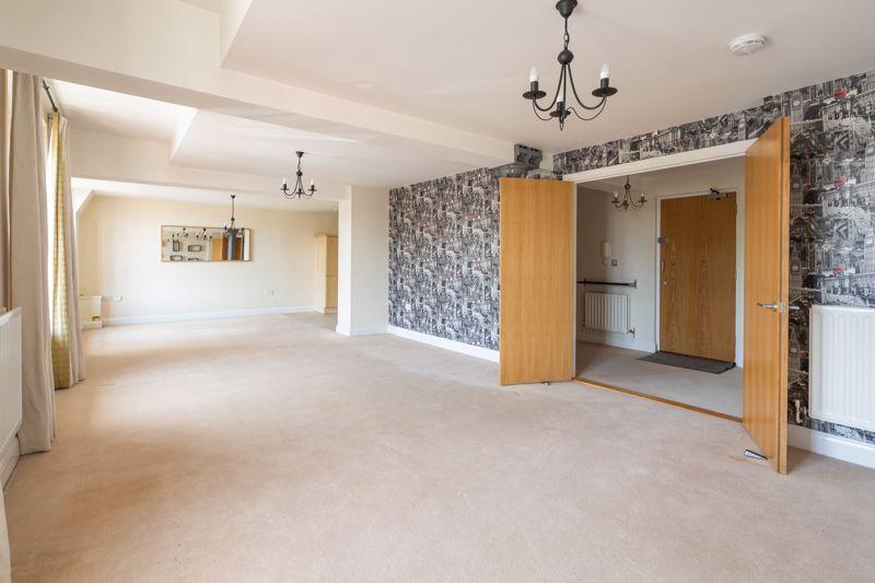Living/Dining area