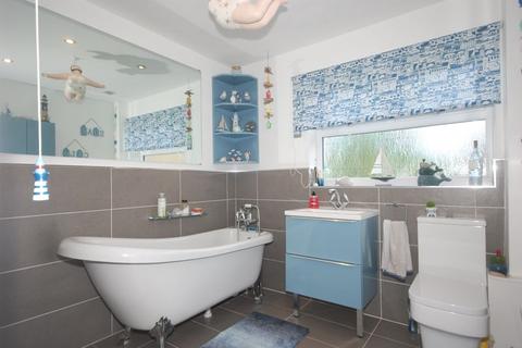 21 Florida Fields, Castle Cary, BA7 7DL