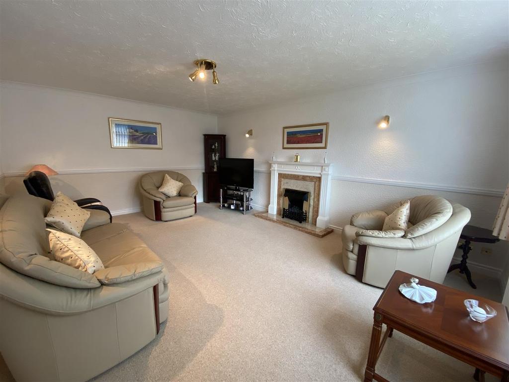 Lauriston Close, Darlington 4 bed detached house £495,000