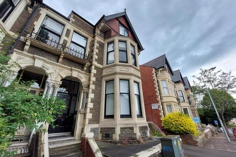 8 bedroom house share to rent - Shirley Road, Cardiff
