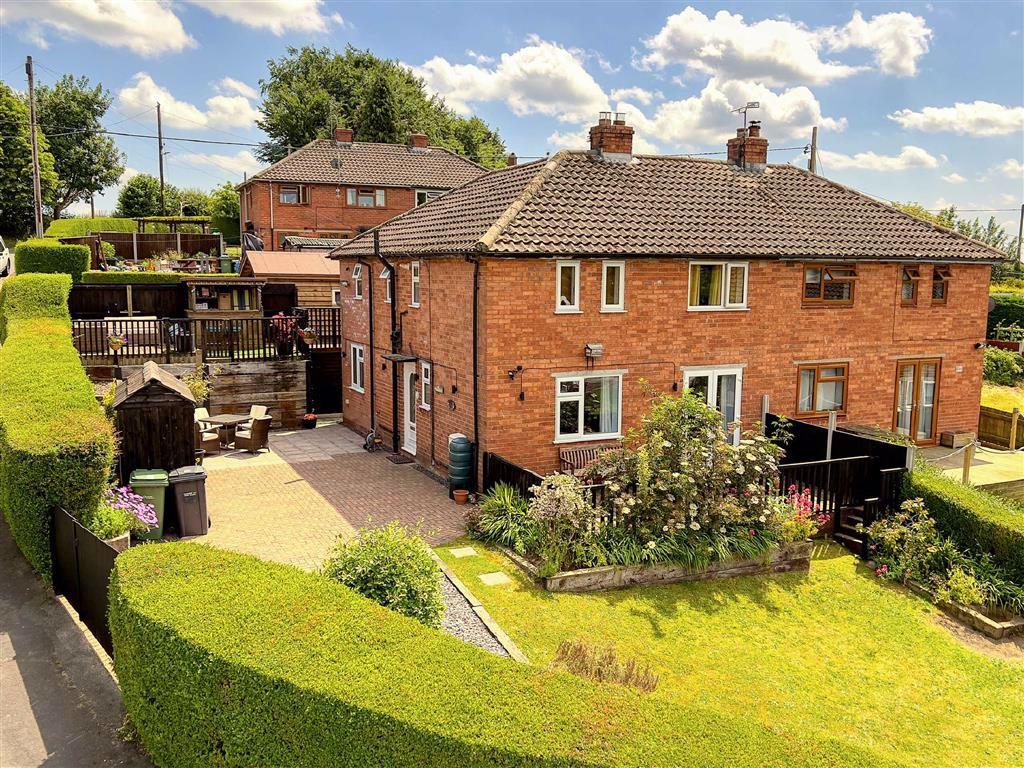 Penybryn Avenue, Whittington, SY11 3 bed semidetached house £250,000