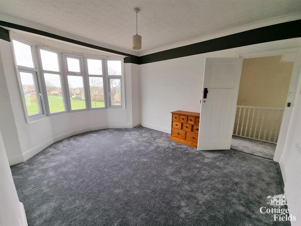 Lavender Hill, Enfield Chase,EN2... 4 bed house £2,000 pcm (£462 pw)