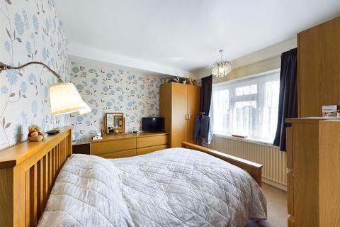22 Parkway, New Addington, Croydon, CR0 0LA