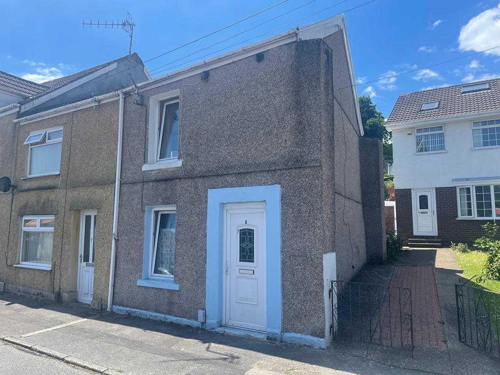 Wern Road, Landore, Swansea 2 bed end of terrace house £90,000