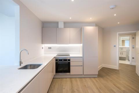 2 bedroom flat for sale - Warren Road, Reigate, RH2
