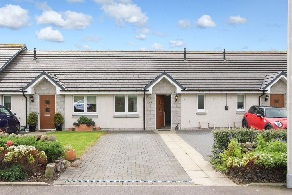Old Lang Stracht, Aberdeen AB15 8QF 3 bed terraced house £260,000