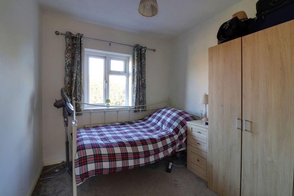 Bedroom 5 (Single)
