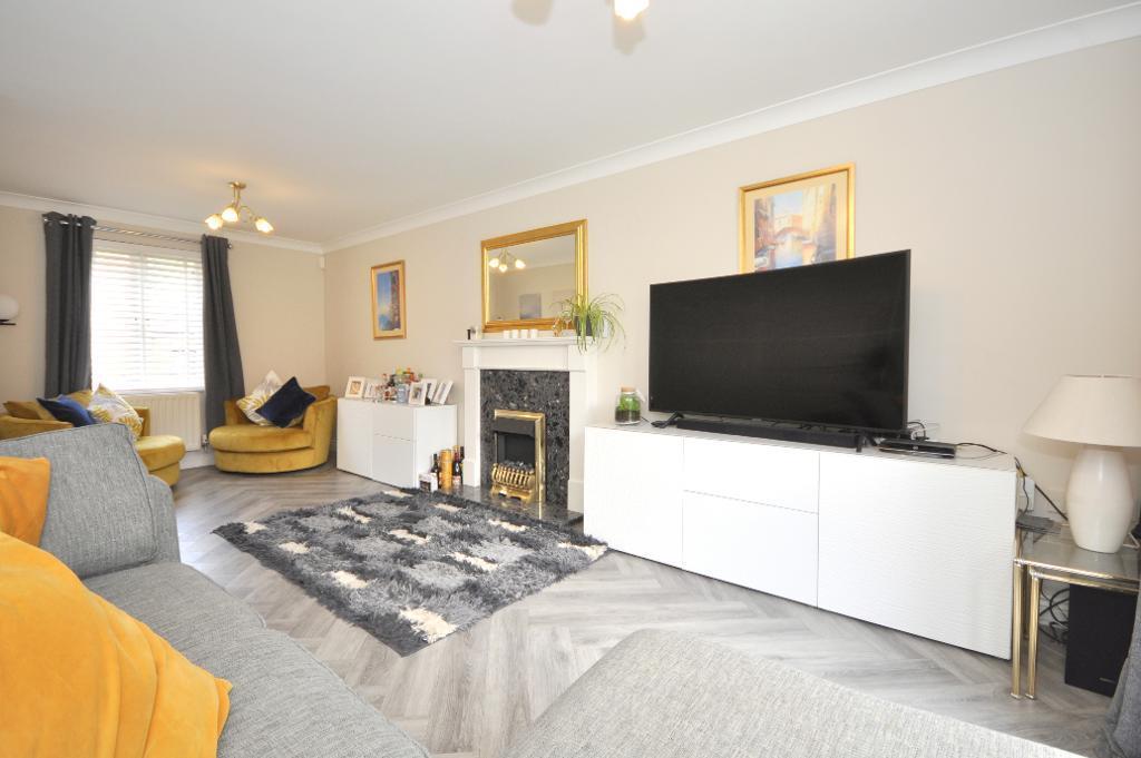 Double aspect sitting room