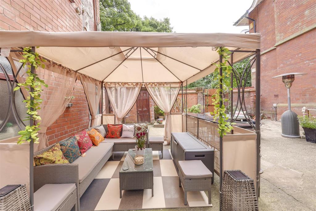 Courtyard alt 1