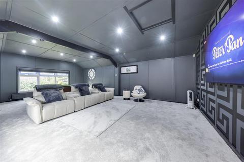 undefined, Brooklyn, Rochdale Road East, Marland, Heywood, Greater Manchester