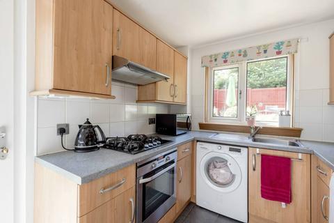 30 Carnbee Crescent, Edinburgh, EH16 6GF