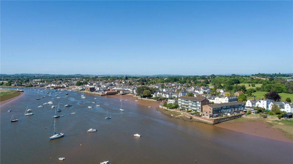 Strand Court, Topsham, Exeter, EX3 3 bed apartment £800,000
