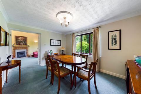 4 bedroom detached house for sale - Tiverton Avenue, Kingsthorpe, Northampton NN2 8LY
