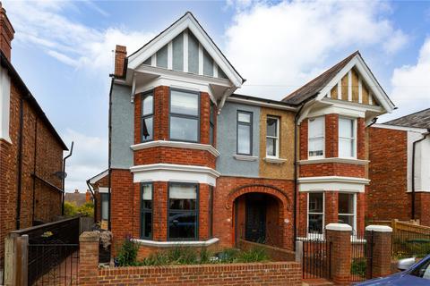 4 bed semi-detached house for rent in Stephens Road, Tunbridge Wells, Kent, TN4