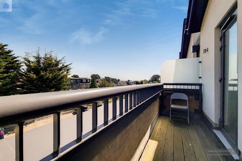 12 Vicars Moor Lane, London, N21 2QJ