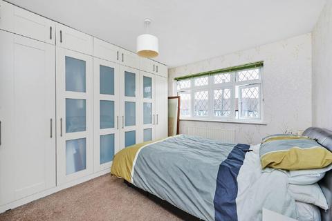 204 Kingsbridge Road, Morden, SM4 4PZ