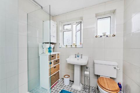 204 Kingsbridge Road, Morden, SM4 4PZ