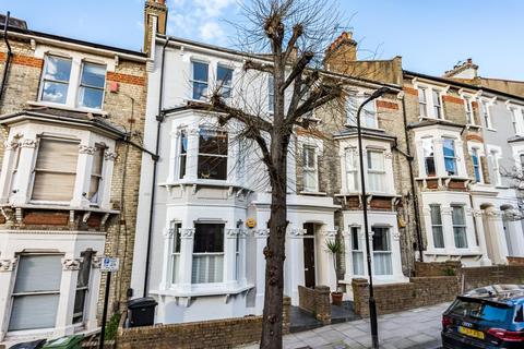 59b Gascony Avenue, London, NW6 4ND