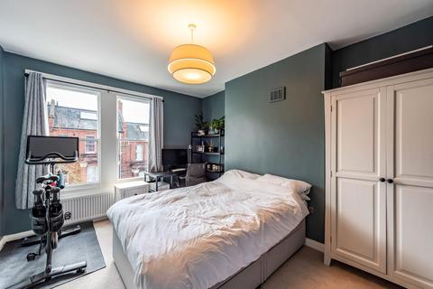 59b Gascony Avenue, London, NW6 4ND
