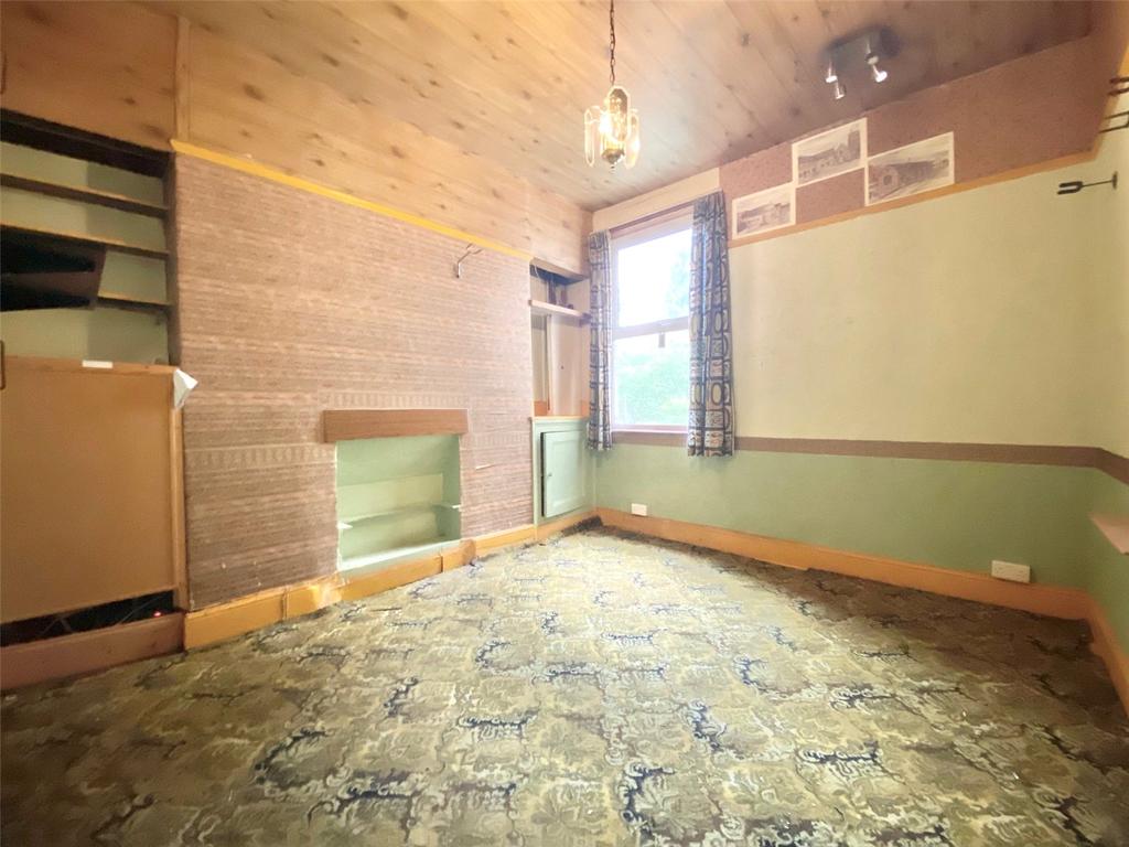 Bramhall Lane, Davenport, Stockport, SK3 3 bed semidetached house £