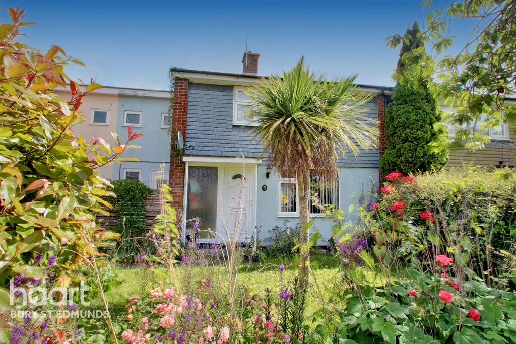 Cambridge Walk, Bury St Edmunds 3 bed terraced house £240,000