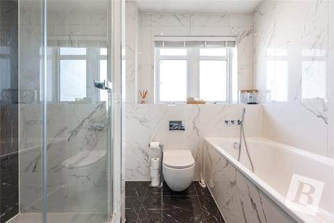 2 bedroom apartment for sale, Abington Court, Hall Lane, Upminster, RM14