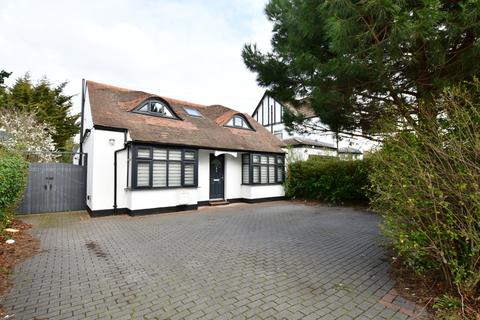 4 bedroom detached house to rent - Ardleigh Green Road, Hornchurch, RM11