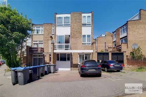 5 bedroom end of terrace house to rent, Windsor Crescent, Wembley, HA9
