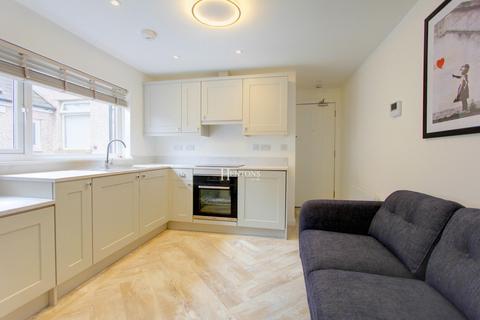 1 bedroom property to rent, Connaught Road, Roath, Cardiff