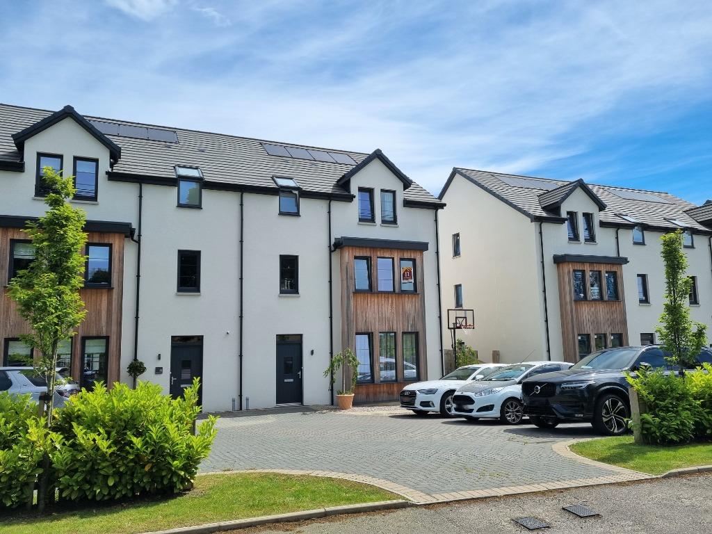 Gairnhill, Countesswells, Aberdeen, AB15 5 bed semidetached house £