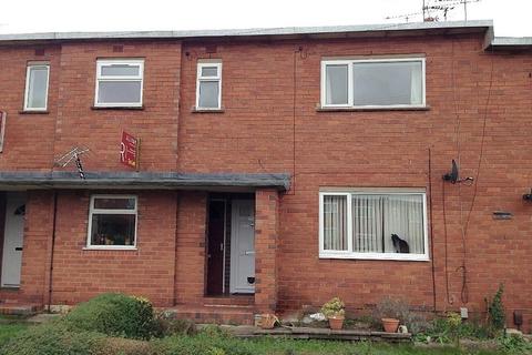 2 bedroom flat to rent, Green Close, Walton, Stone, ST15