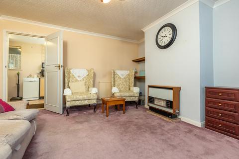 3 bedroom townhouse for sale - Wheble Drive, Woodley, Reading, RG5 3DT