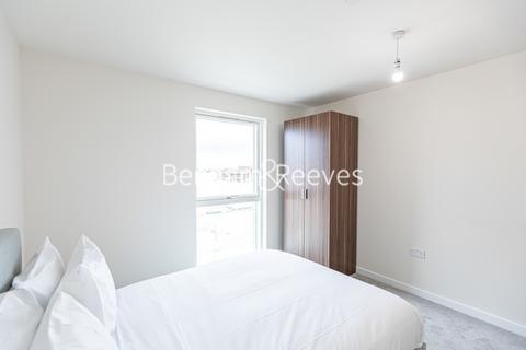 2 bedroom apartment to rent, Meadowview Close, Harrow HA1