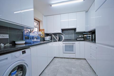 418 Allenby Road, Southall, UB1 2HT