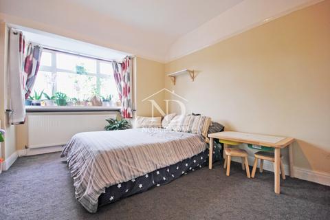 418 Allenby Road, Southall, UB1 2HT