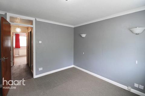 94 Bynghams, Harlow, CM19 5NT