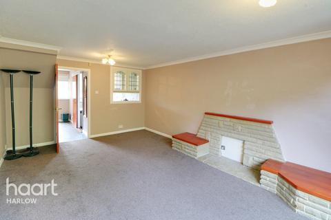 94 Bynghams, Harlow, CM19 5NT