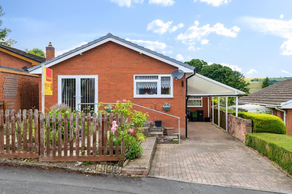Presteigne, Powys, LD8 3 bed detached bungalow for sale £280,000